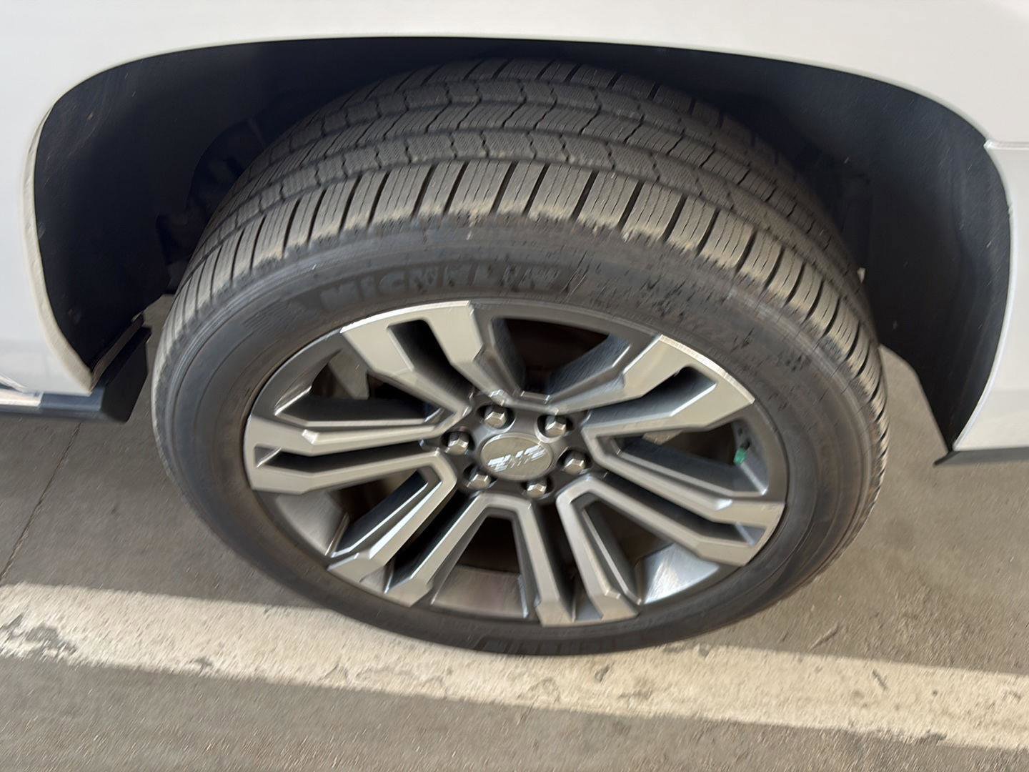 Used 2019 GMC Yukon XL Denali w/ Denali Ultimate Package image 11