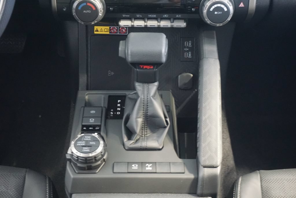 New 2026 Toyota 4Runner TRD Off-Road Premium AWD/4WD image 34