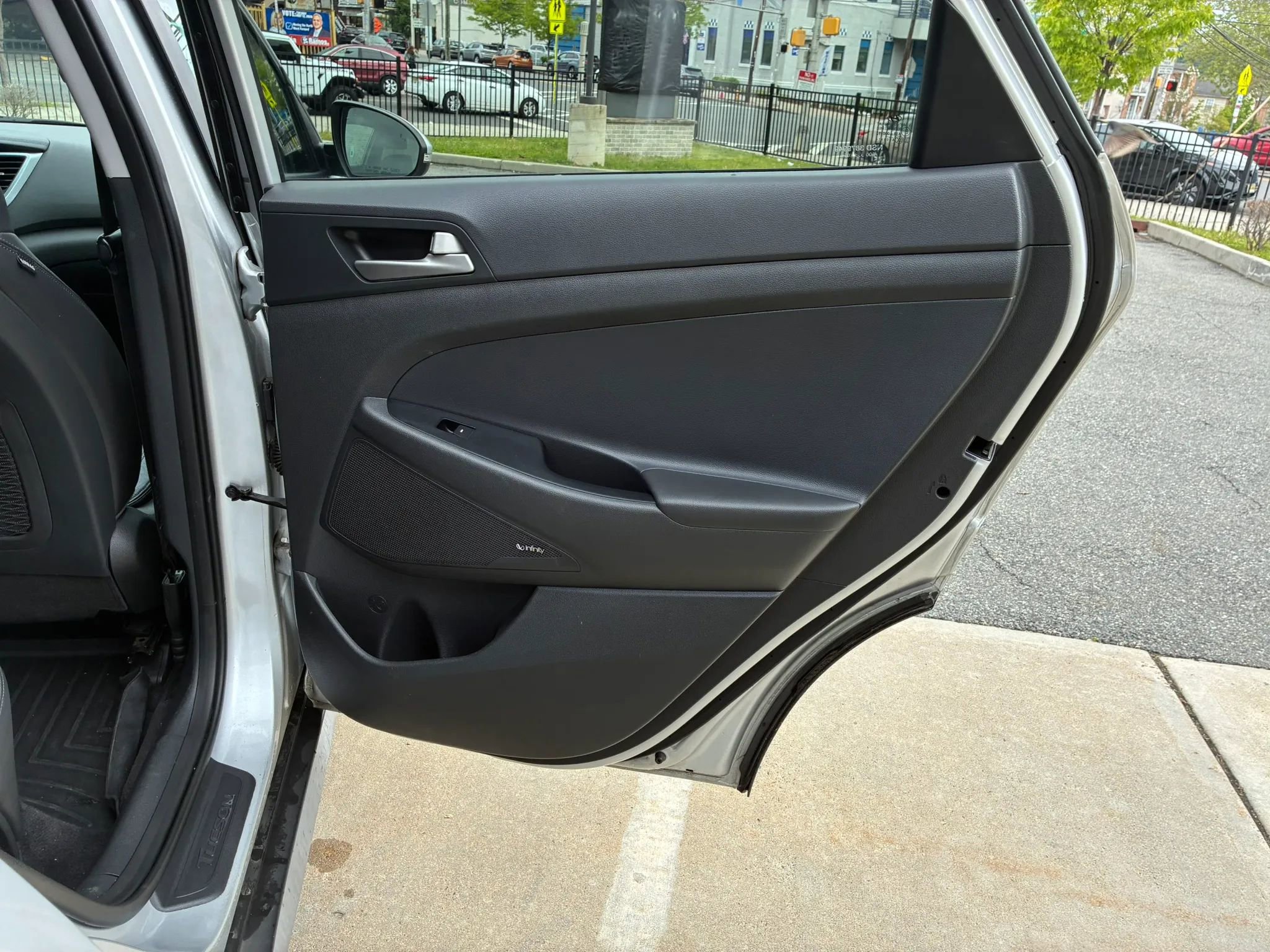 Used 2018 Hyundai Tucson SEL Plus AWD/4WD image 15