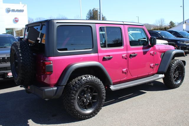 Used 2024 Jeep Wrangler Willys image 30