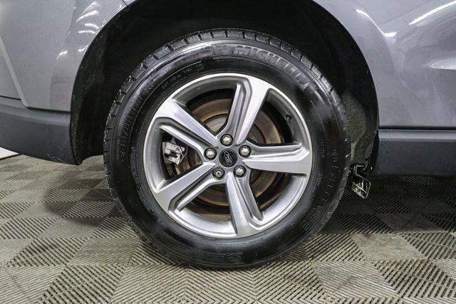 Used 2024 Ford Edge SEL w/ Convenience Package image 16