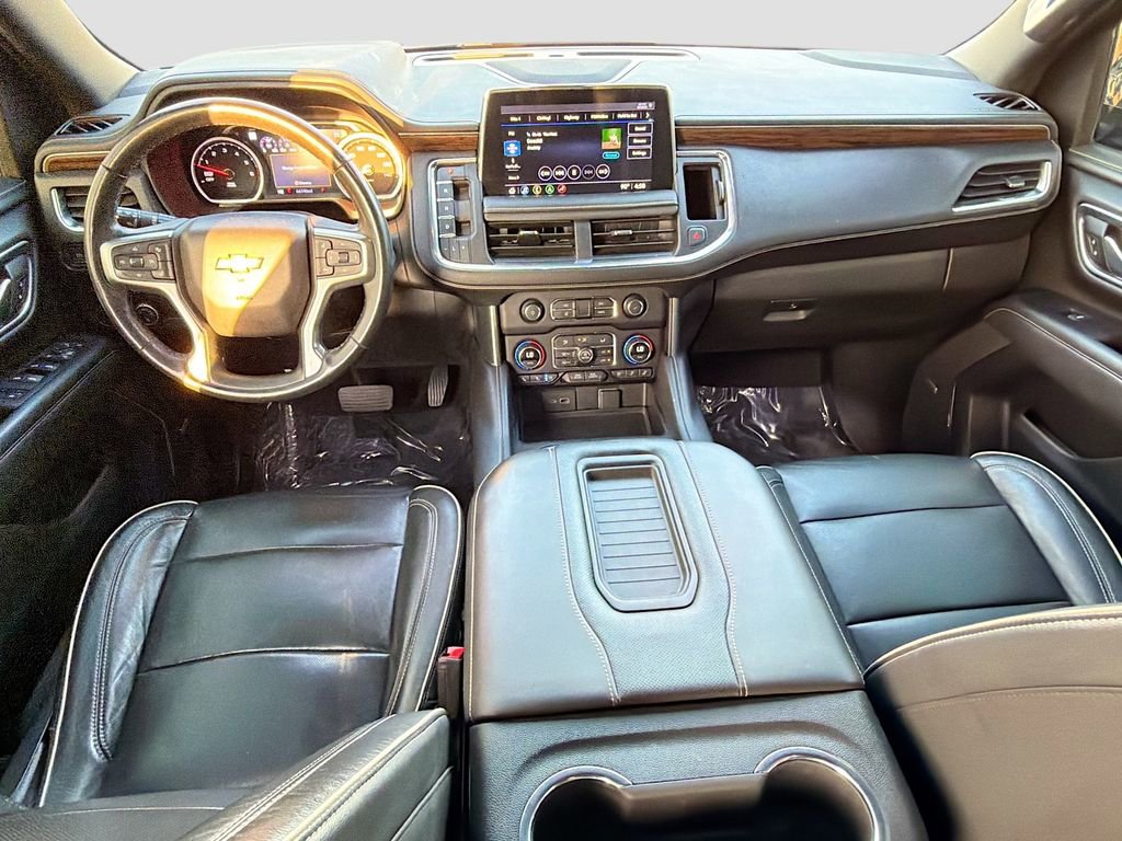 Used 2021 Chevrolet Tahoe Premier w/ Premium Package image 16