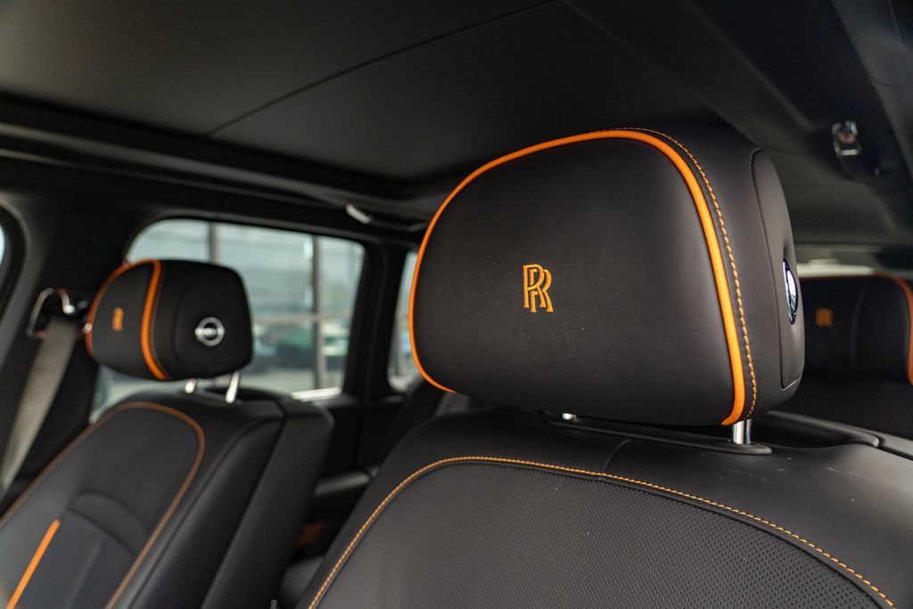 Used 2025 Rolls-Royce Cullinan AWD/4WD image 15