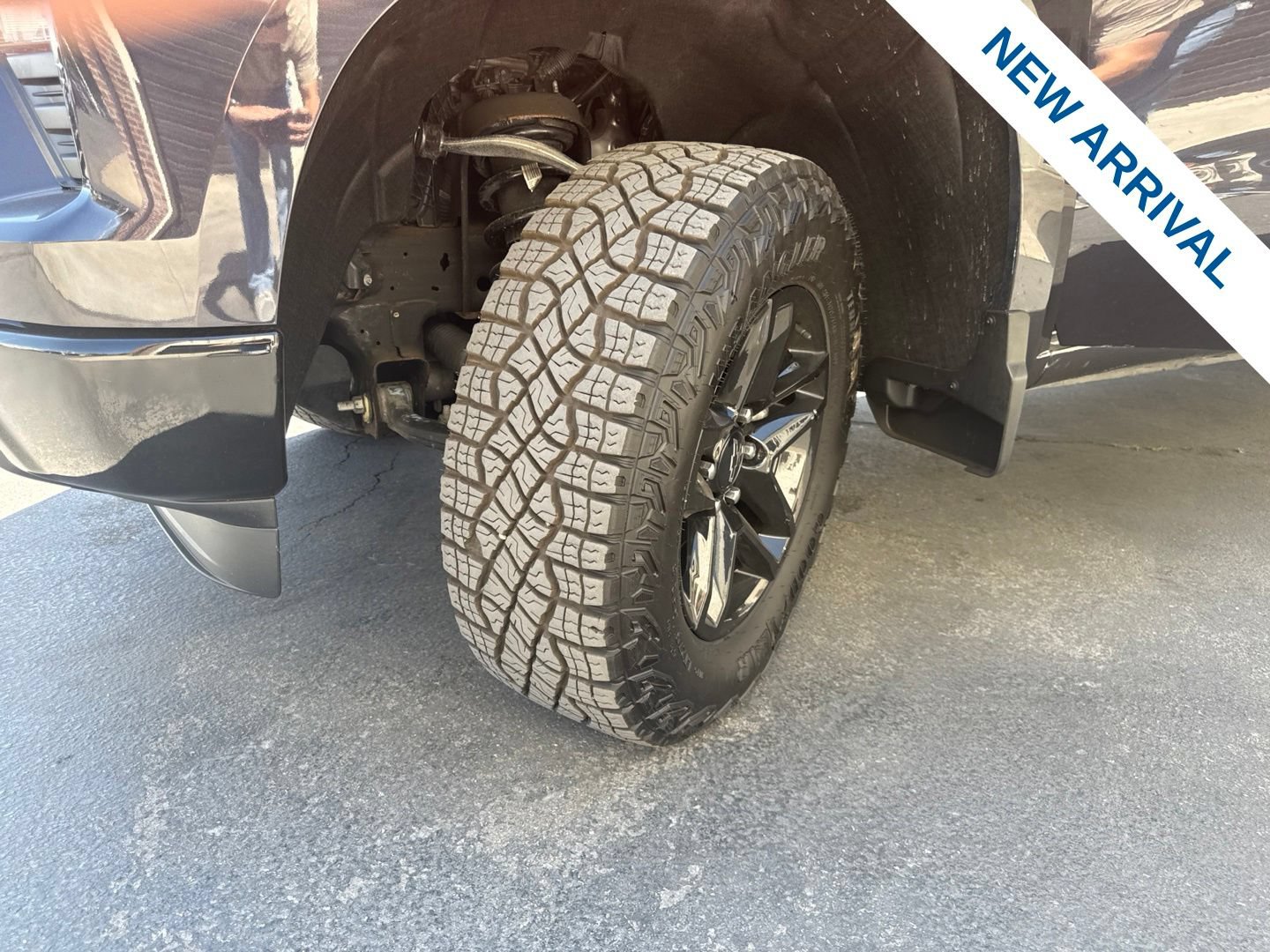 Used 2024 Chevrolet Silverado 1500 Custom Trail Boss AWD/4WD image 27