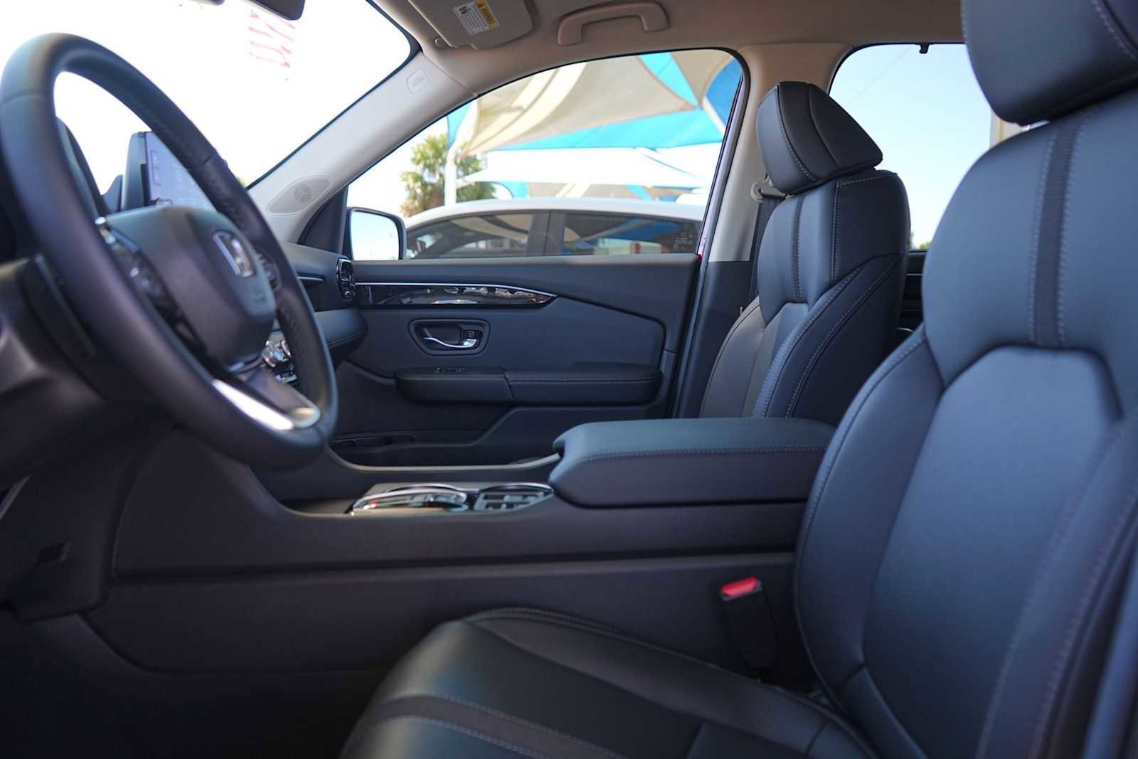 Certified 2025 Honda Pilot EX-L image 11