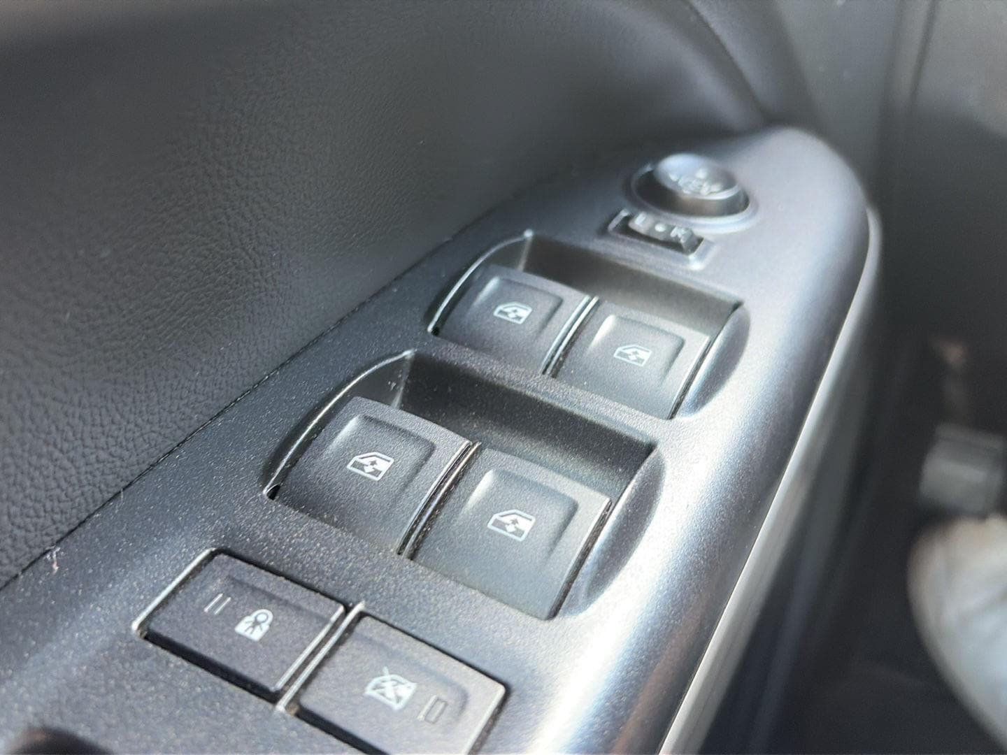 Used 2019 Chevrolet Colorado ZR2 AWD/4WD image 17