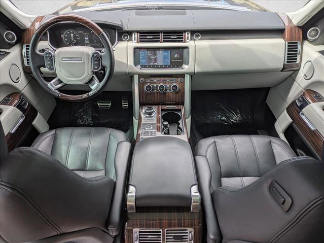 Used 2017 Land Rover Range Rover Supercharged image 18