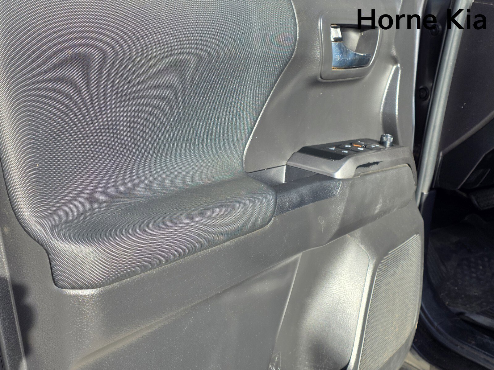 Used 2023 Toyota Tacoma TRD Sport image 9