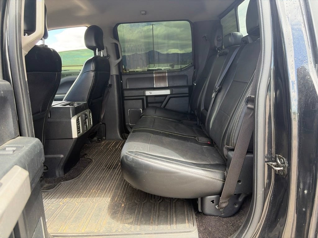 Used 2015 Ford F150 Lariat w/ Equipment Group 502A Luxury AWD/4WD image 31