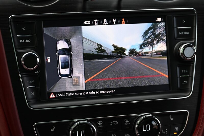 Used 2019 Bentley Bentayga AWD/4WD image 43