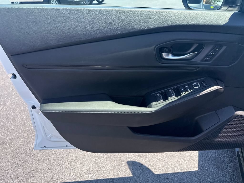 Used 2025 Honda Accord Sport image 12