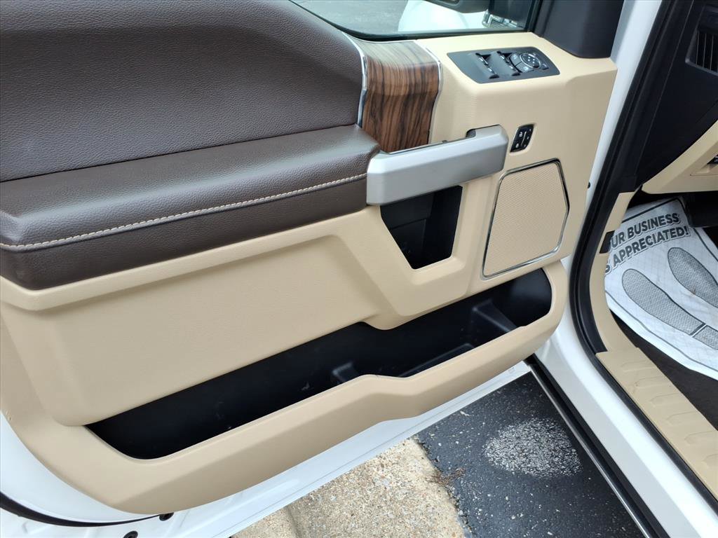 Used 2019 Ford F150 Lariat w/ Equipment Group 502A Luxury image 11