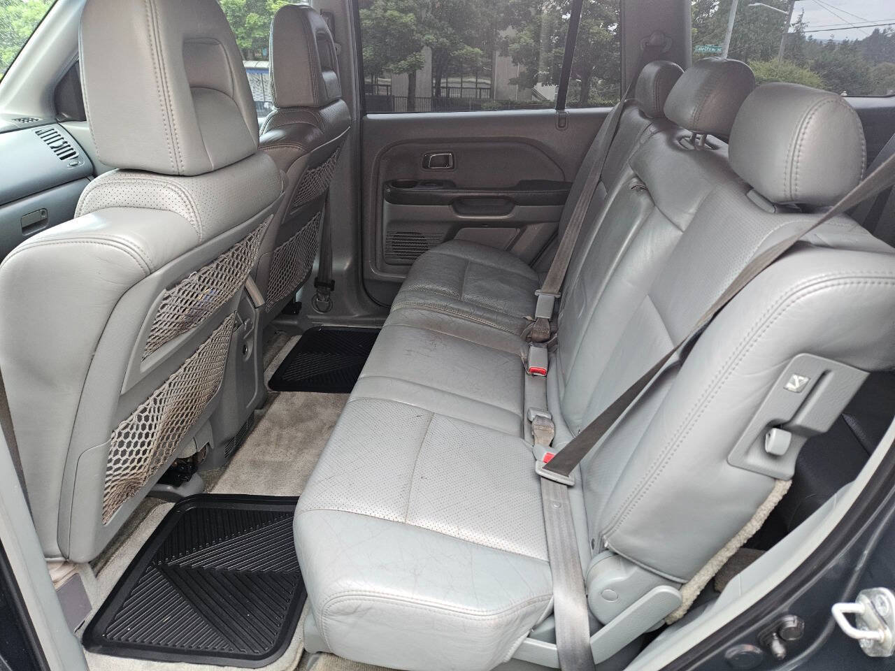 Used 2004 Honda Pilot EX image 10