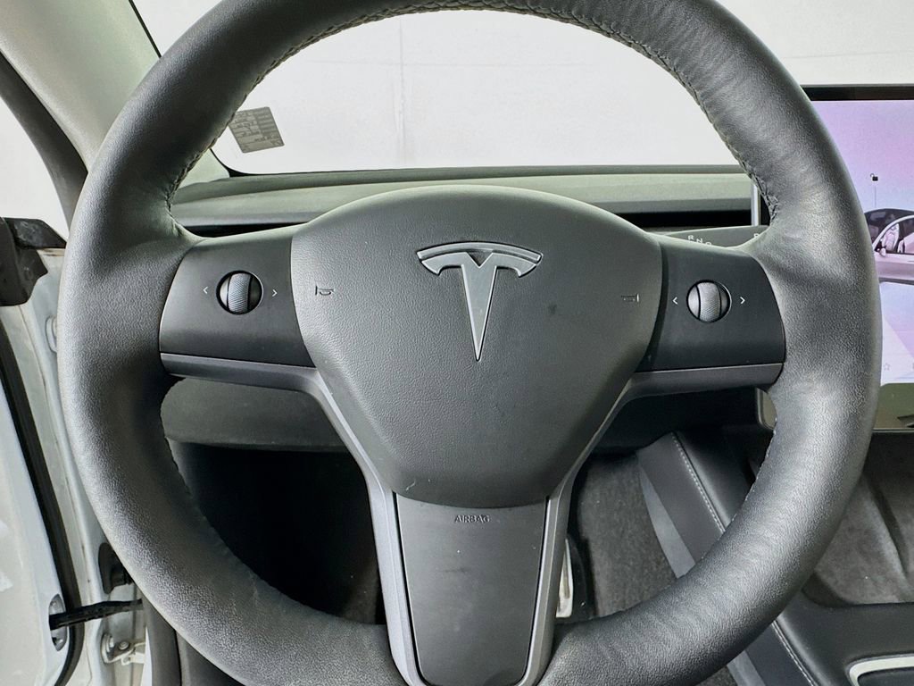 Used 2021 Tesla Model Y Long Range image 53