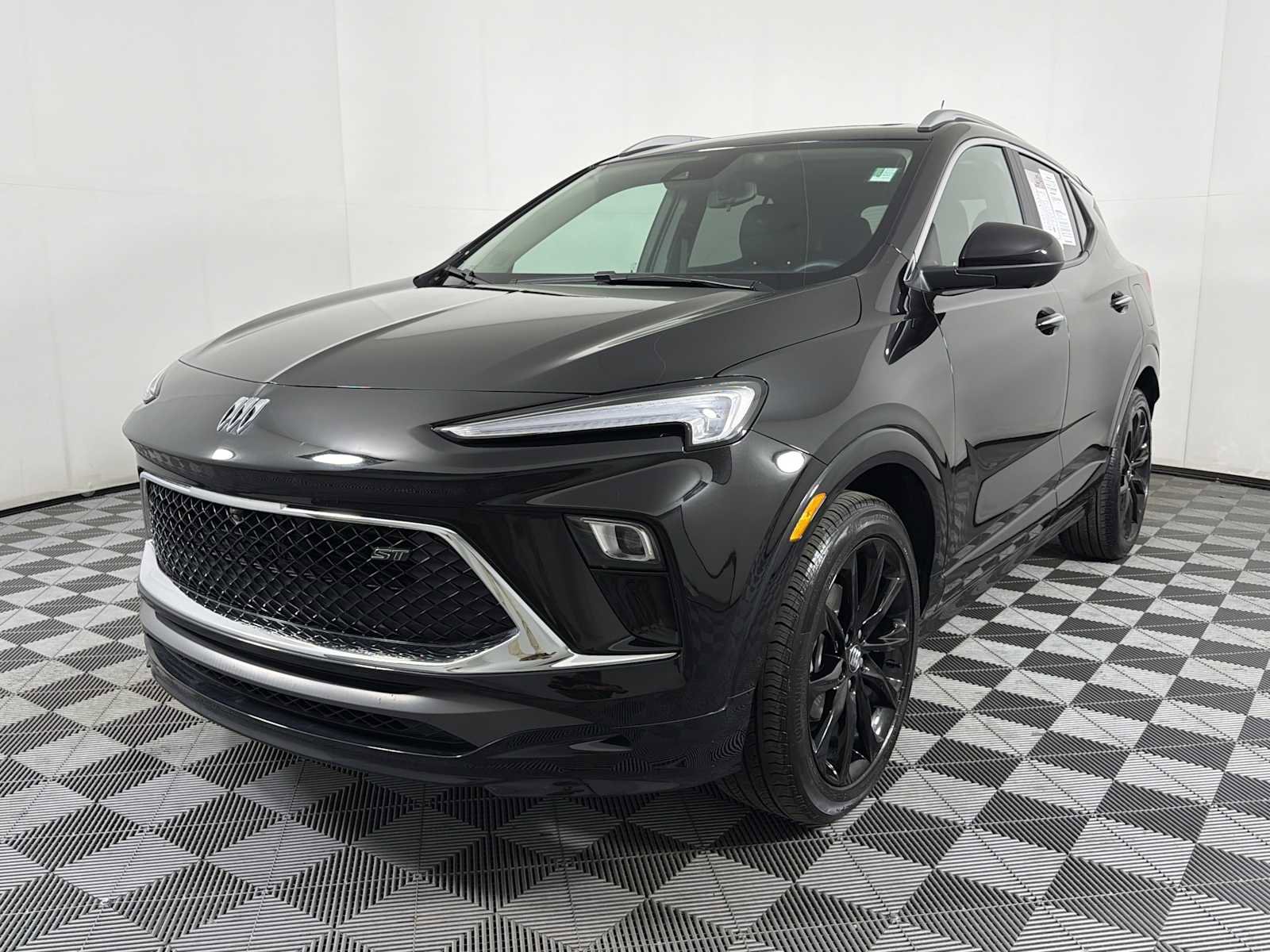 Certified 2024 Buick Encore GX Sport Touring w/ Experience Buick Package image 3