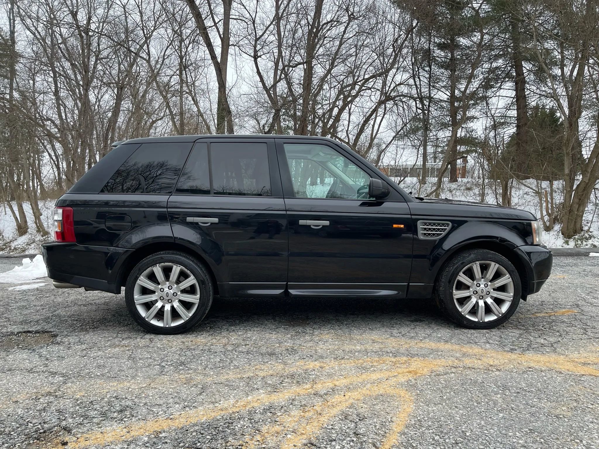 Used 2008 Land Rover Range Rover Sport Supercharged AWD/4WD image 4