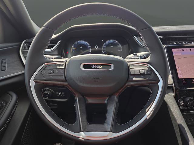 New 2025 Jeep Grand Cherokee L Limited w/ Luxury Tech Group II image 18