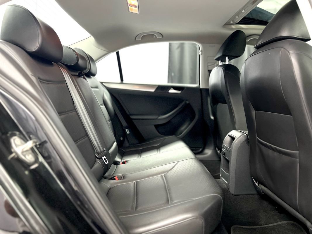 Used 2015 Volkswagen Jetta SE image 24