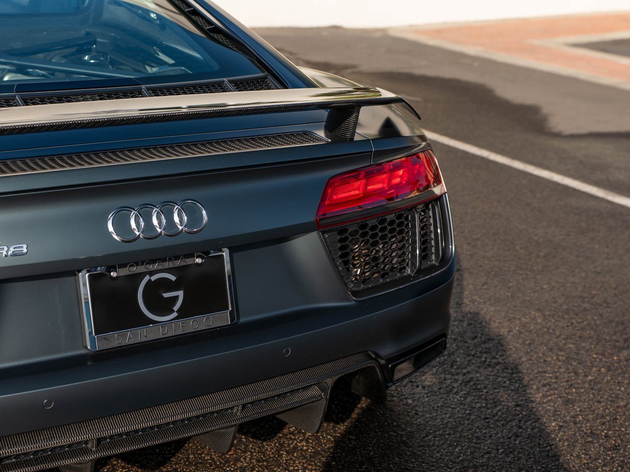 Used 2017 Audi R8 V10 plus image 16