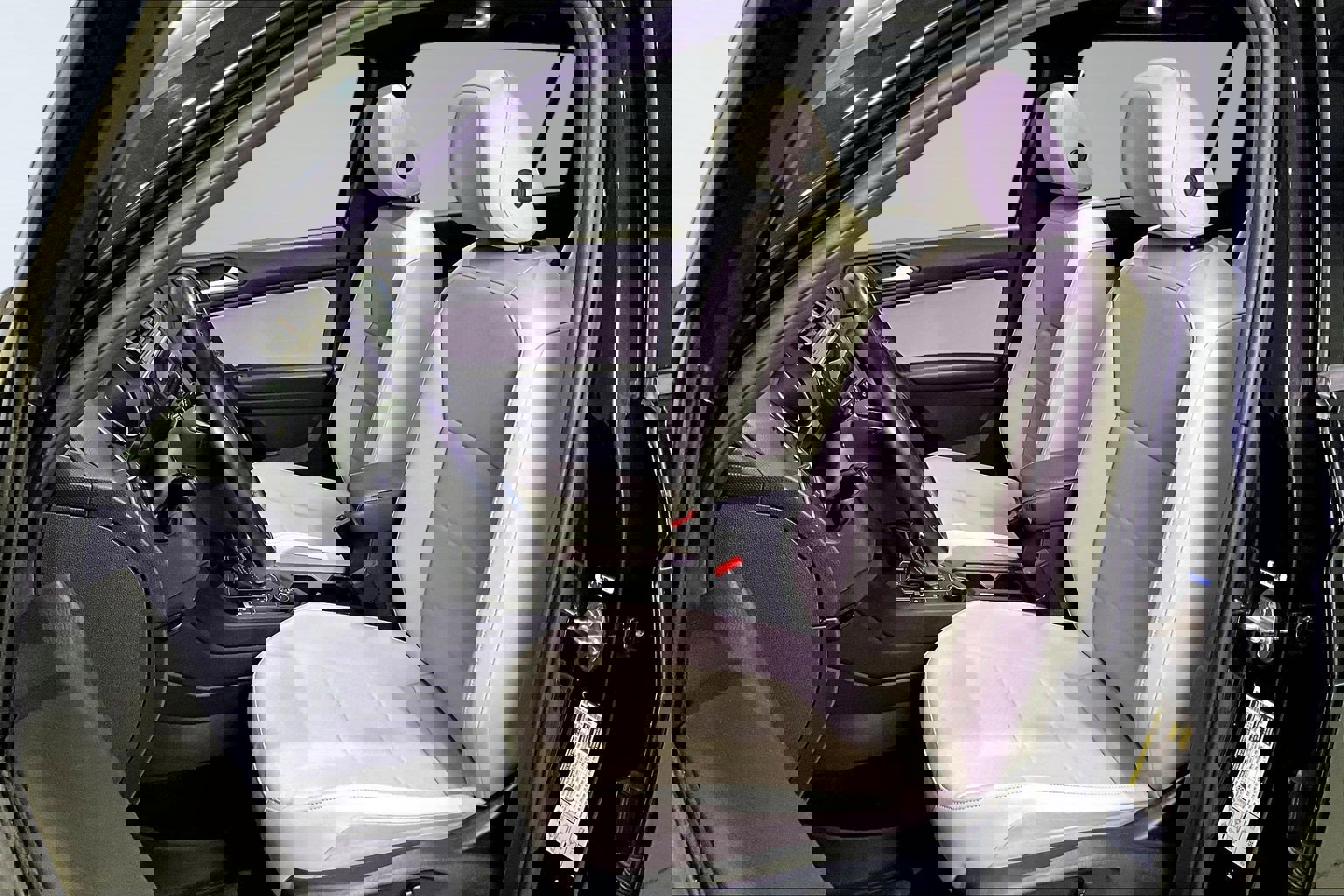 Used 2021 Volkswagen Tiguan SE R-Line image 20