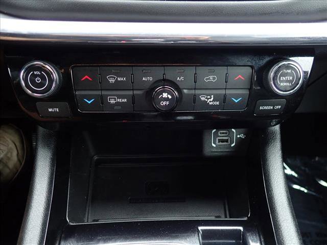 Used 2022 Jeep Compass Limited w/ (RED) Package image 21