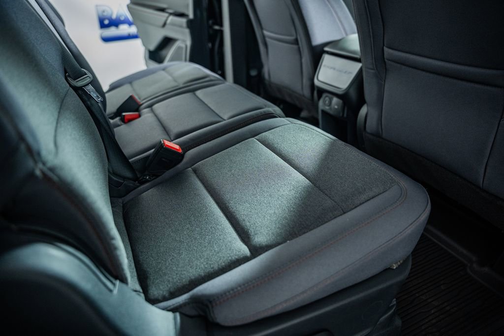 New 2026 Ford Explorer Active RWD image 33