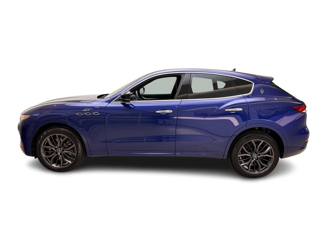 Used 2024 Maserati Levante GT Ultima AWD/4WD image 4