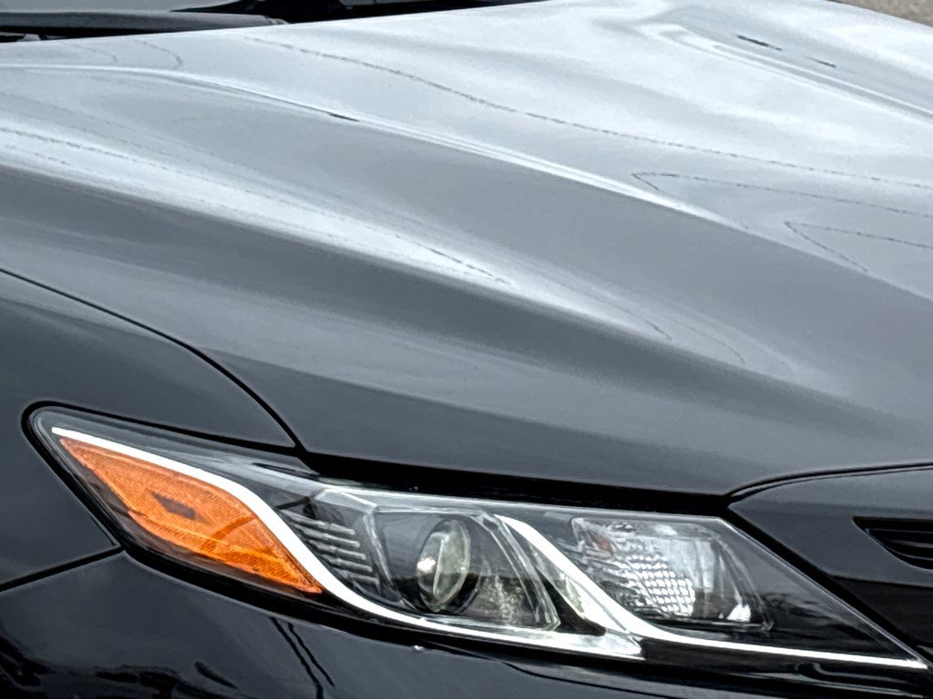 Used 2020 Toyota Camry SE image 16