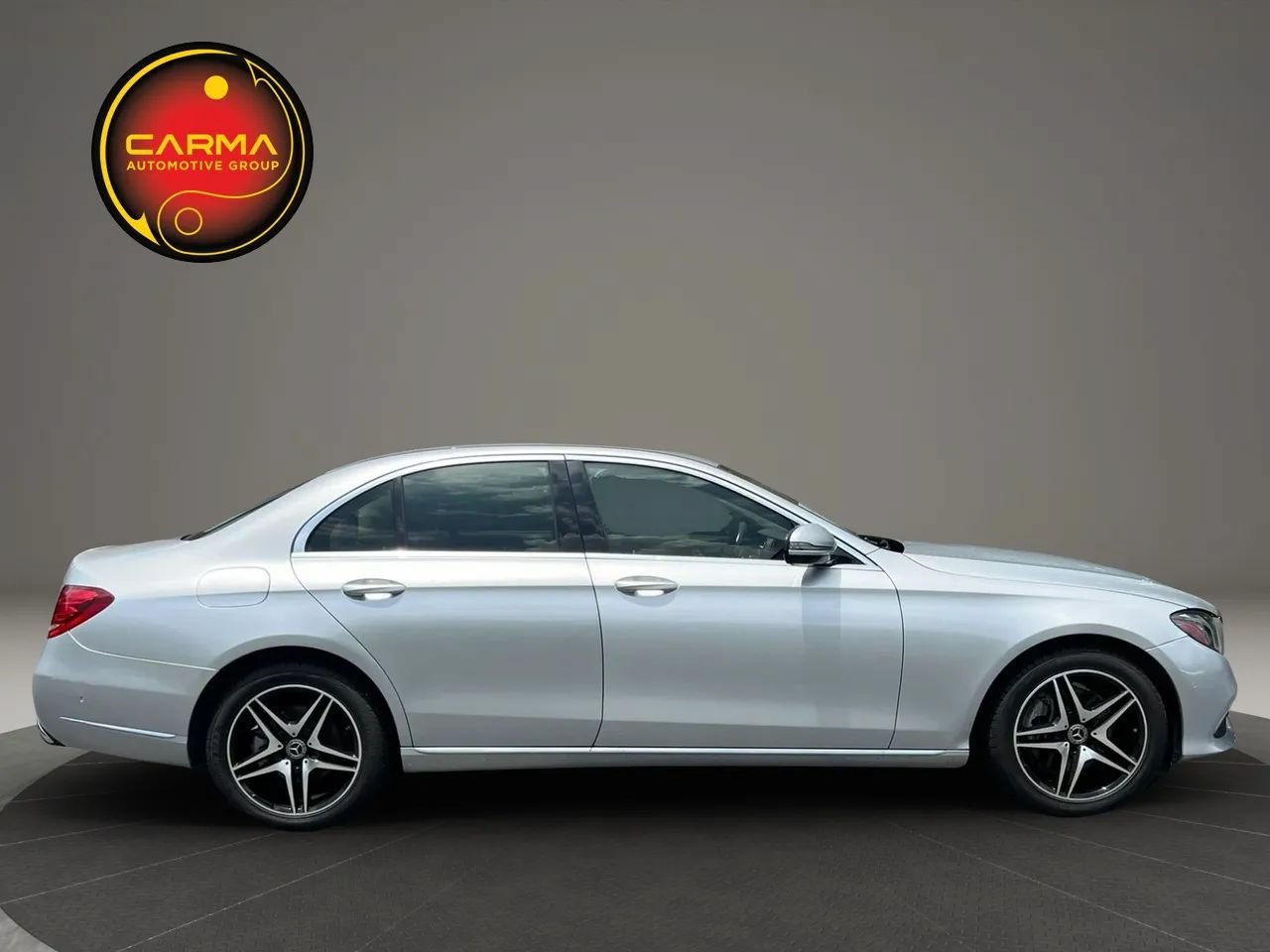 Used 2018 Mercedes-Benz E 300 image 6