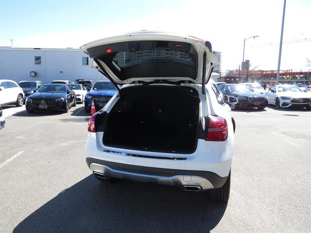 Used 2018 Mercedes-Benz GLA 250 4MATIC image 31