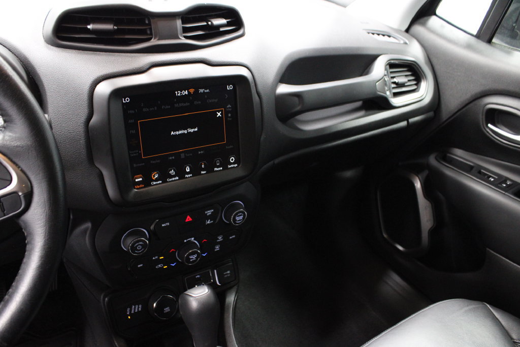 Used 2022 Jeep Renegade Limited AWD/4WD image 30