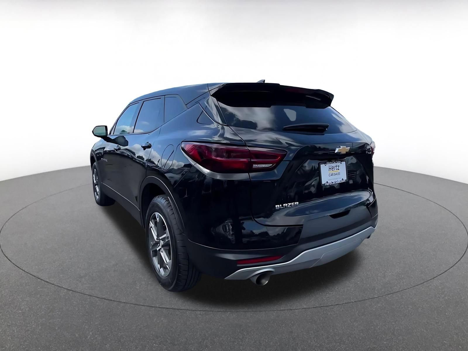 Used 2025 Chevrolet Blazer LT image 11