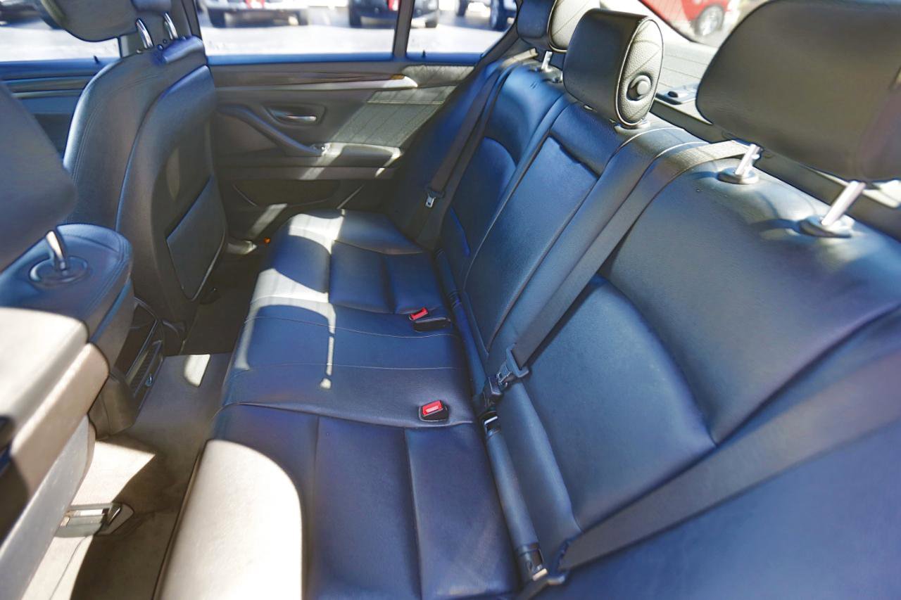 Used 2015 BMW 528i Sedan image 11