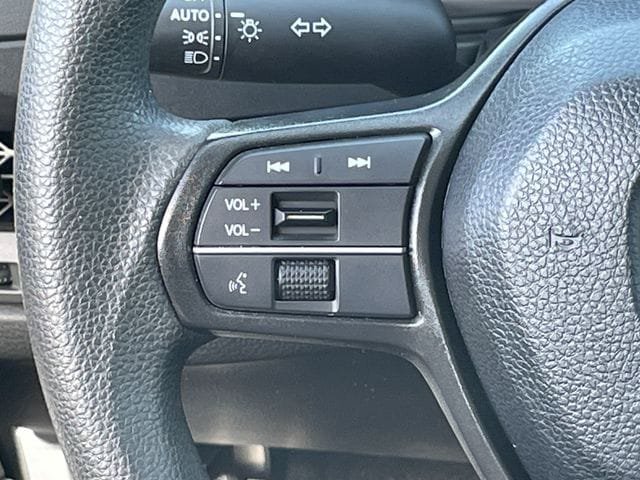 Used 2024 Honda Accord EX image 12