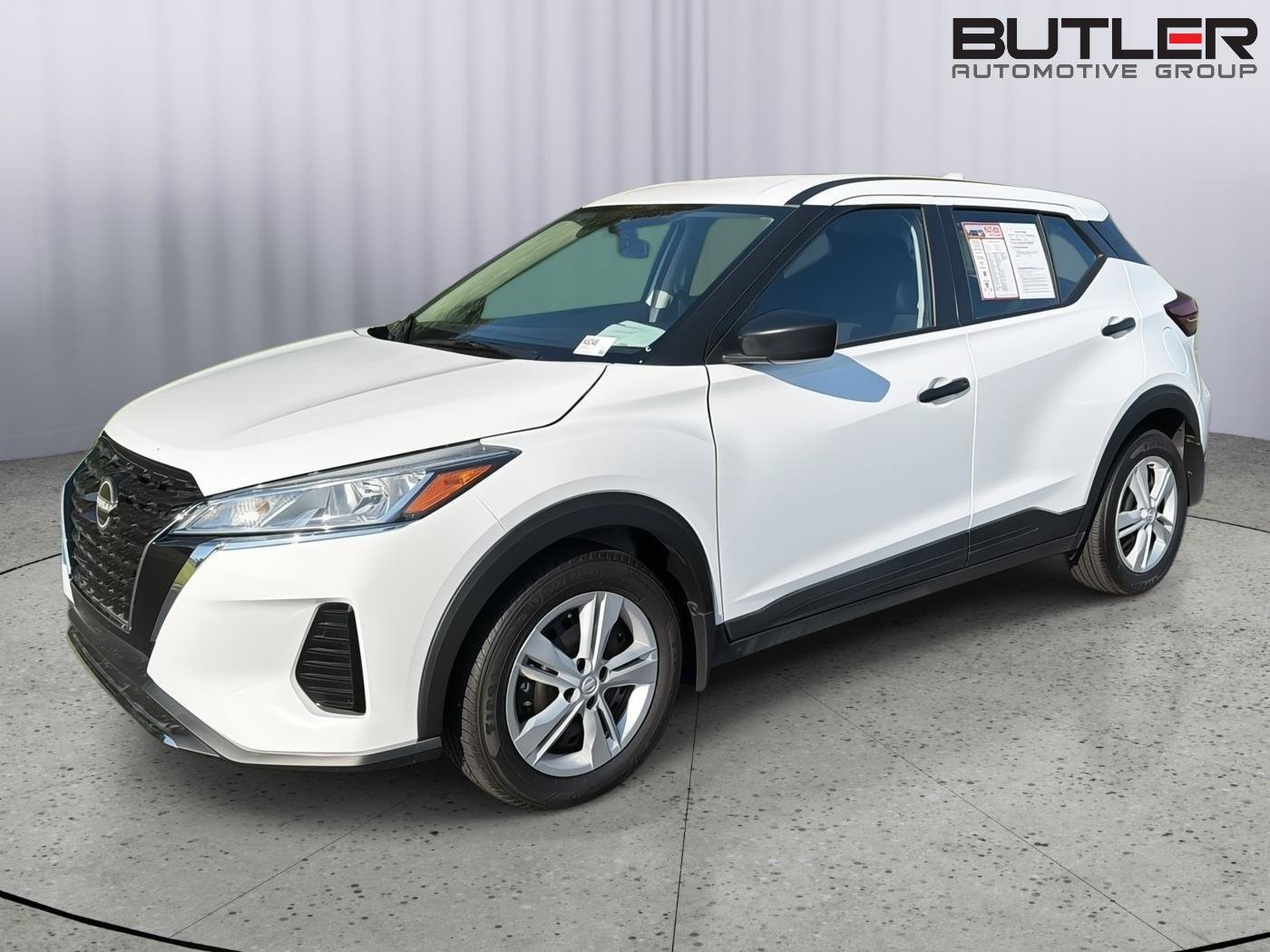 Used 2024 Nissan Kicks S FWD image 2