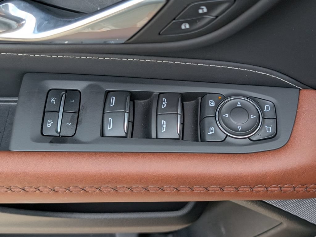 Used 2023 GMC Yukon XL Denali Ultimate AWD/4WD image 19
