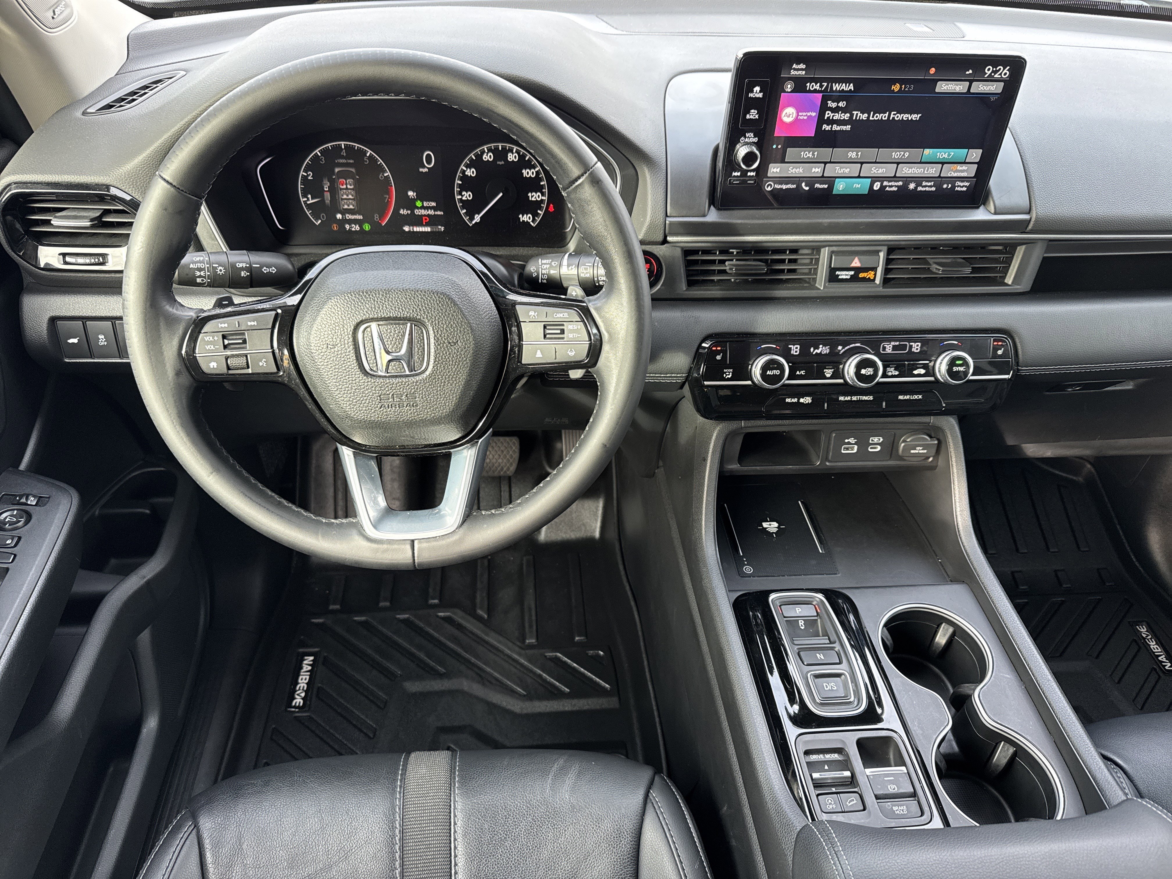 Used 2025 Honda Pilot Touring image 18