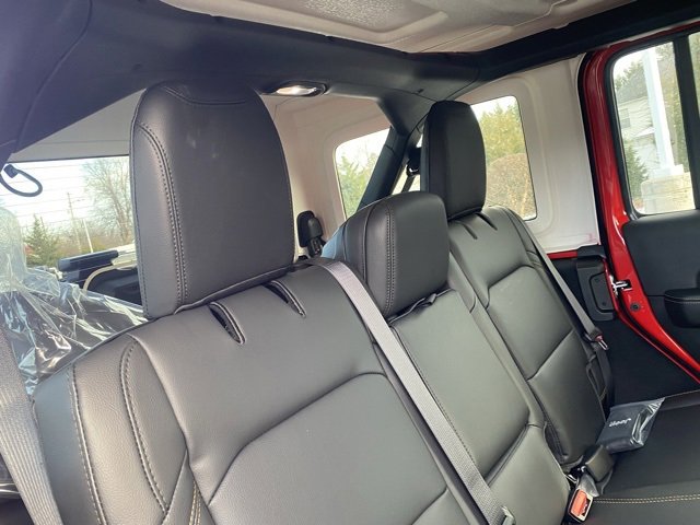 New 2026 Jeep Wrangler Sahara image 32