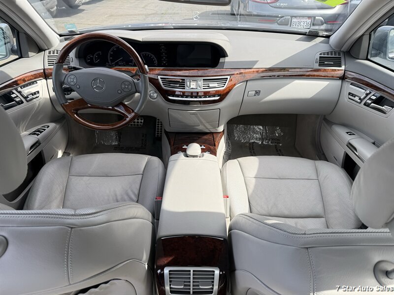 Used 2010 Mercedes-Benz S 550 image 11