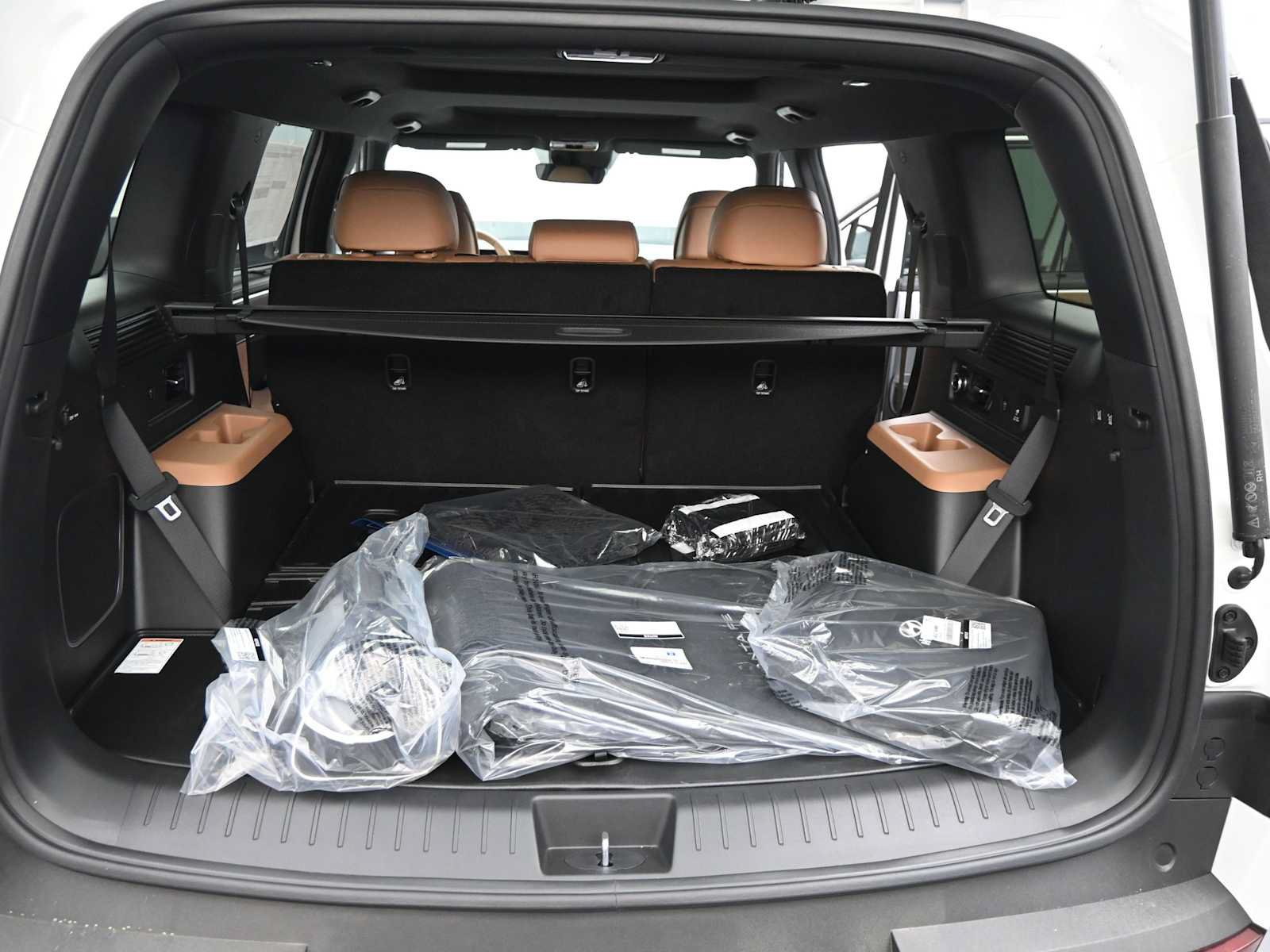 New 2026 Hyundai Santa Fe Limited AWD/4WD image 14
