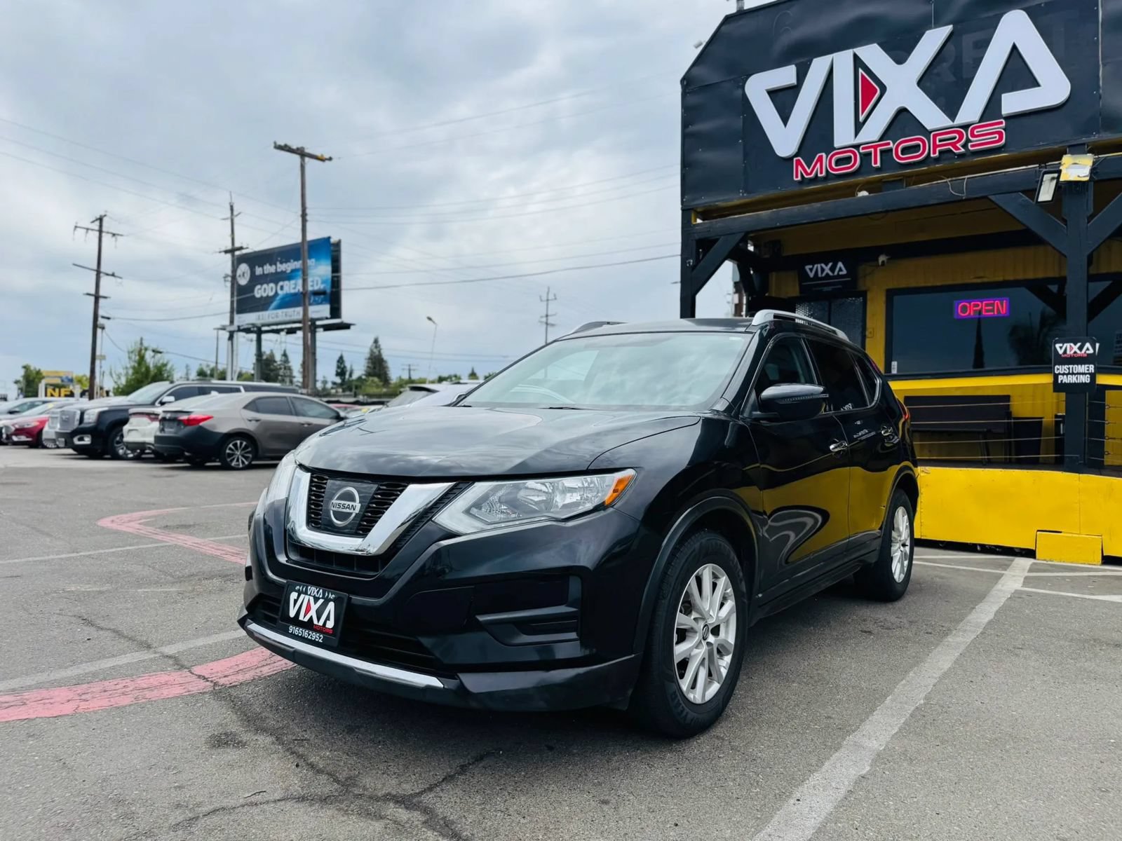 Used 2017 Nissan Rogue SV