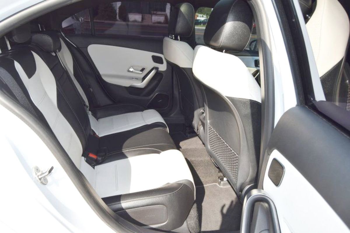 Used 2021 Mercedes-Benz A 35 AMG 4MATIC image 35