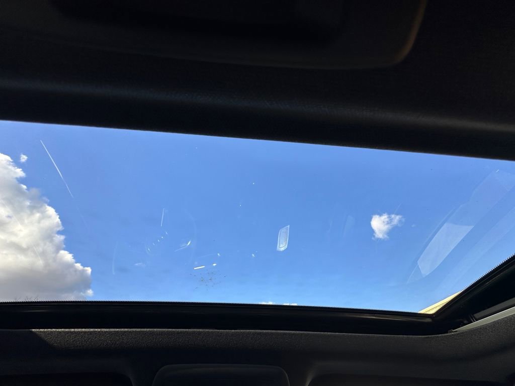 New 2026 MAZDA MAZDA3 Hatchback w/Premium Plus Pkg image 17