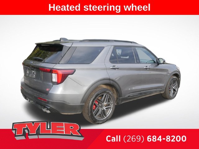 Used 2025 Ford Explorer ST AWD/4WD image 8