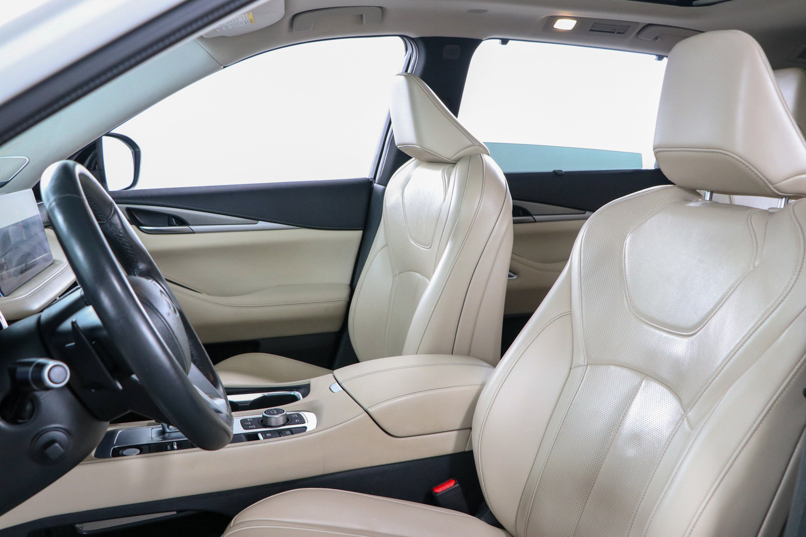 Used 2025 INFINITI QX60 Luxe w/ Cargo Package FWD image 25