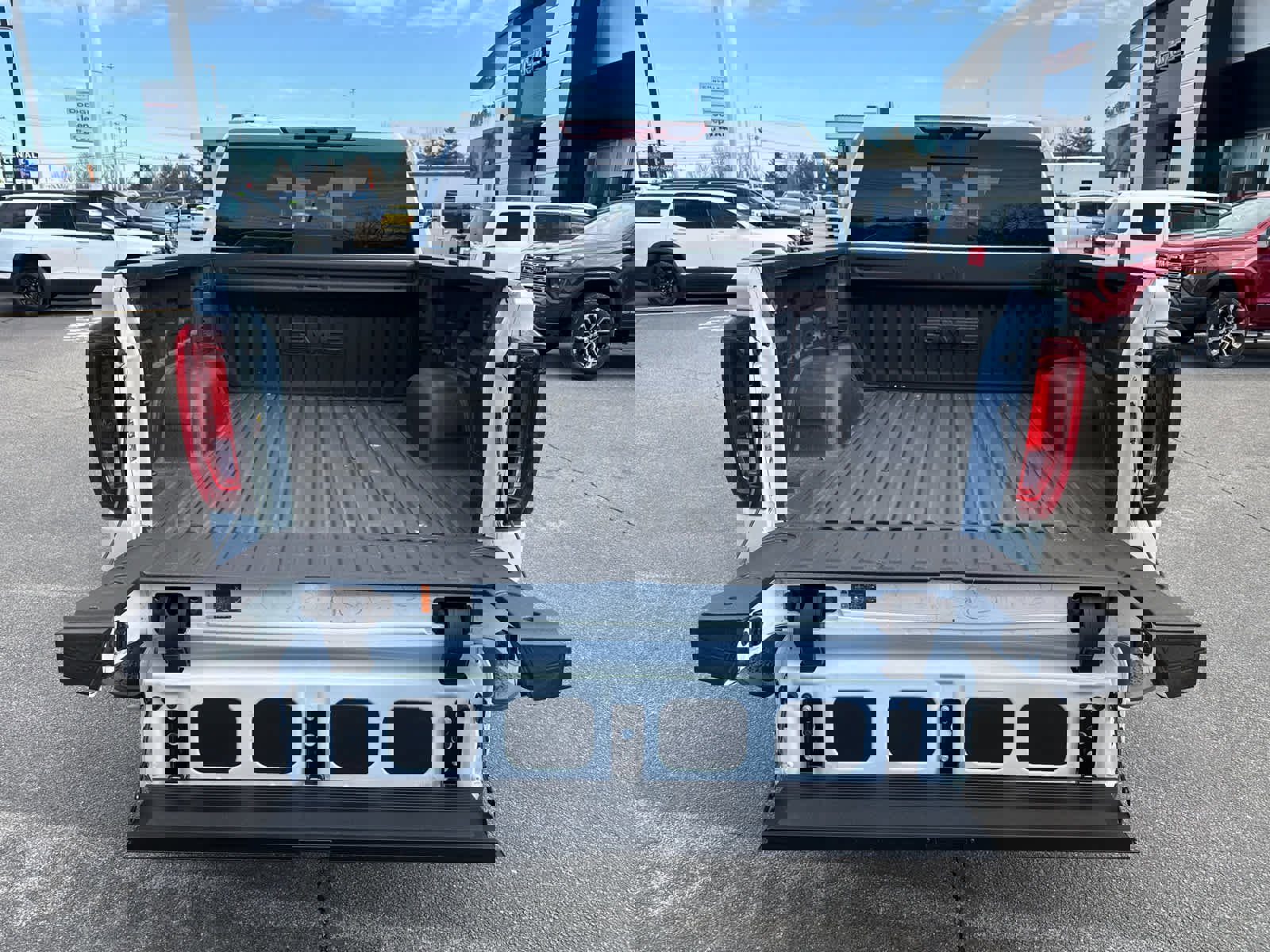 New 2026 GMC Sierra 1500 Denali w/ Denali Reserve Package image 9