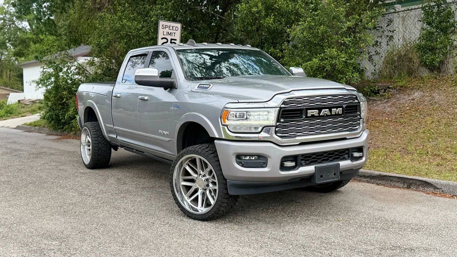 Used 2019 RAM 2500 Limited image 25