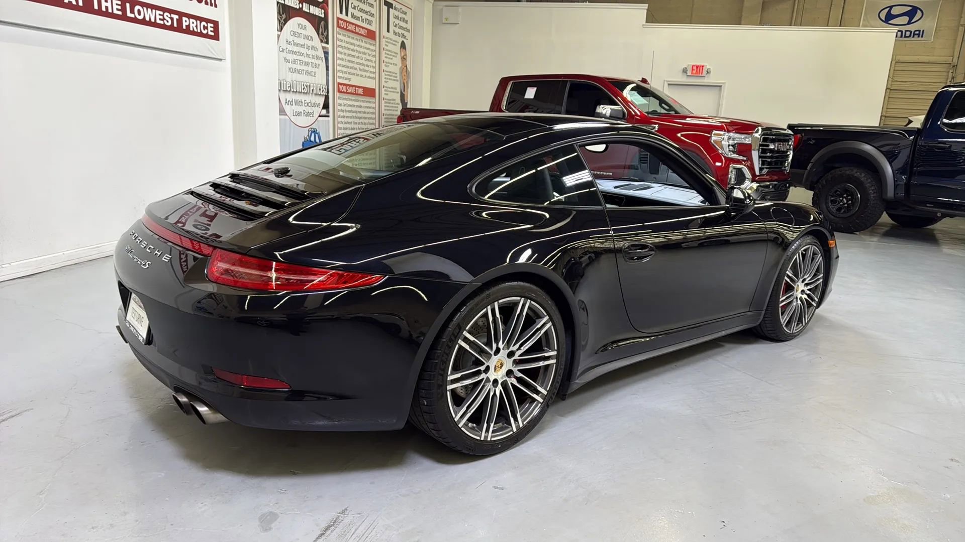 Used 2015 Porsche 911 Carrera 4S AWD/4WD image 8