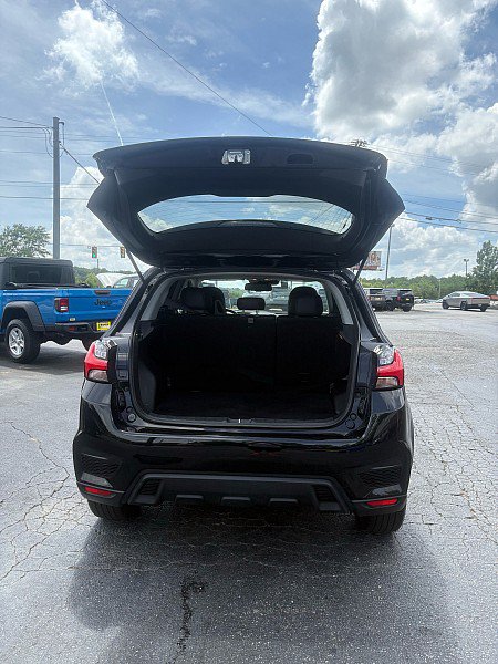 Used 2024 Mitsubishi Outlander Sport SE AWD/4WD image 8