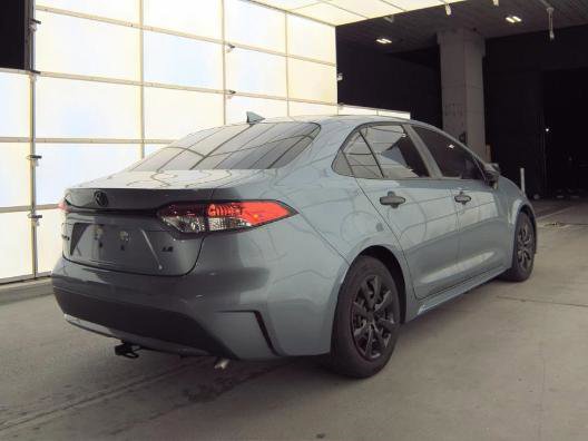 Used 2020 Toyota Corolla LE FWD image 2